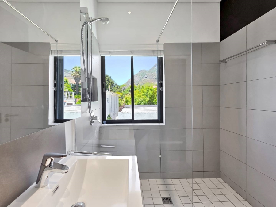 2 Bedroom Property for Sale in Gardens Western Cape